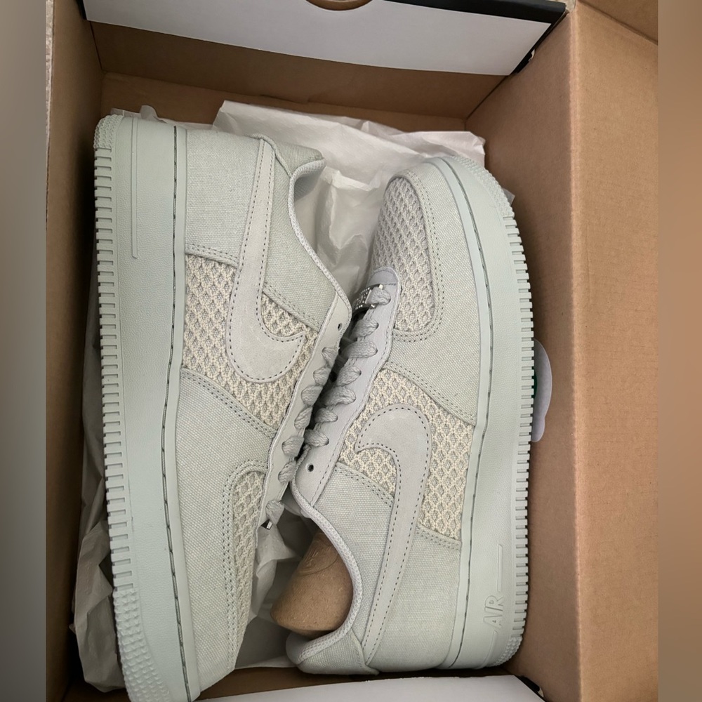 BRAND NEW Nike Air Force 1 ‘07